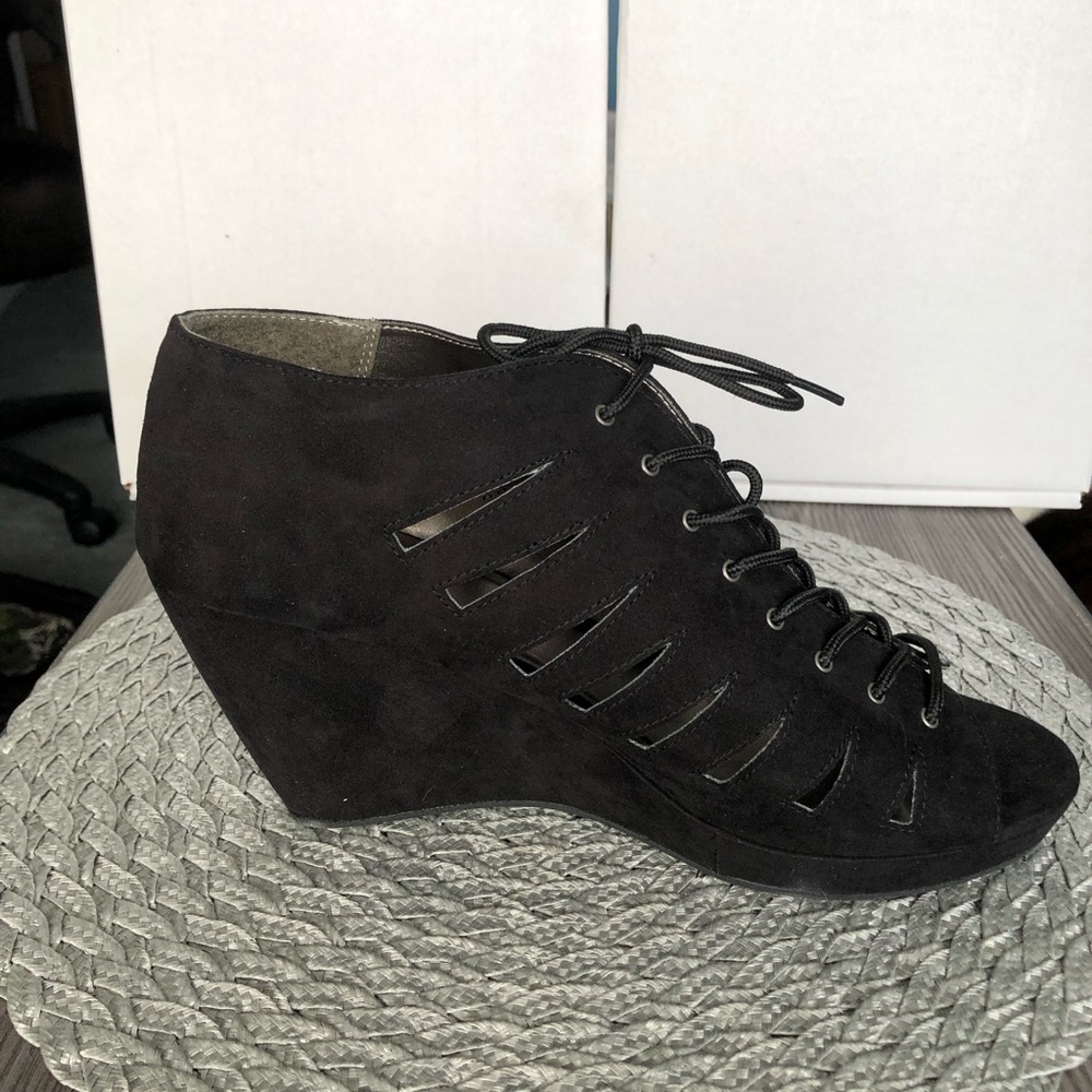 Platform Wedge